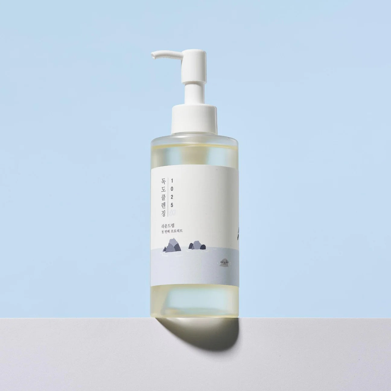 Round Lab – 1025 Dokdo Cleansing Oil (200ml) - Sando Skin
