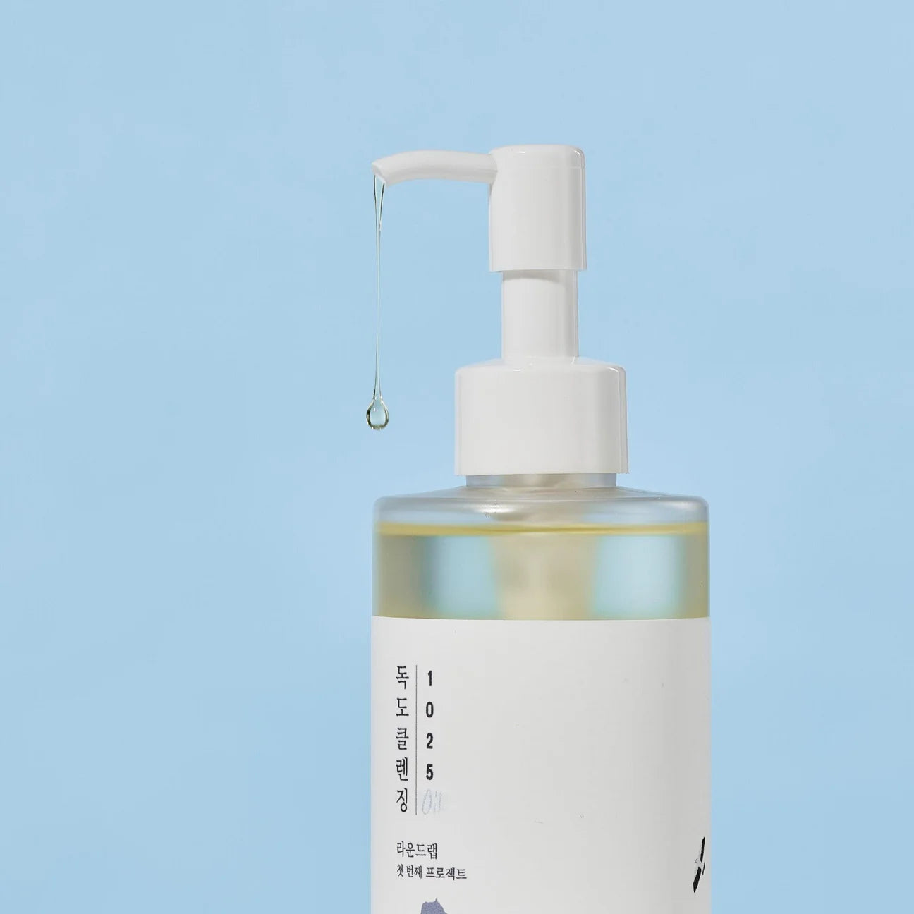 Round Lab – 1025 Dokdo Cleansing Oil (200ml) - Sando Skin